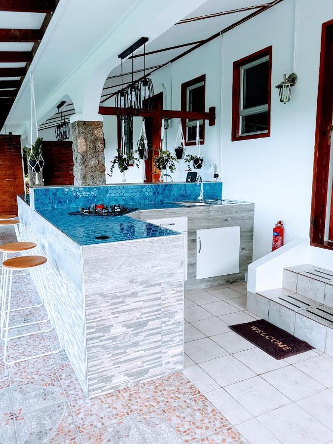 Ferienwohnung Rose Self Catering Beau Vallon  Exterior foto